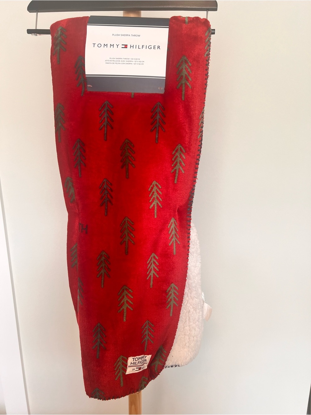 Tommy Hilfiger Red Plush Sherpa Throw Holiday NWT